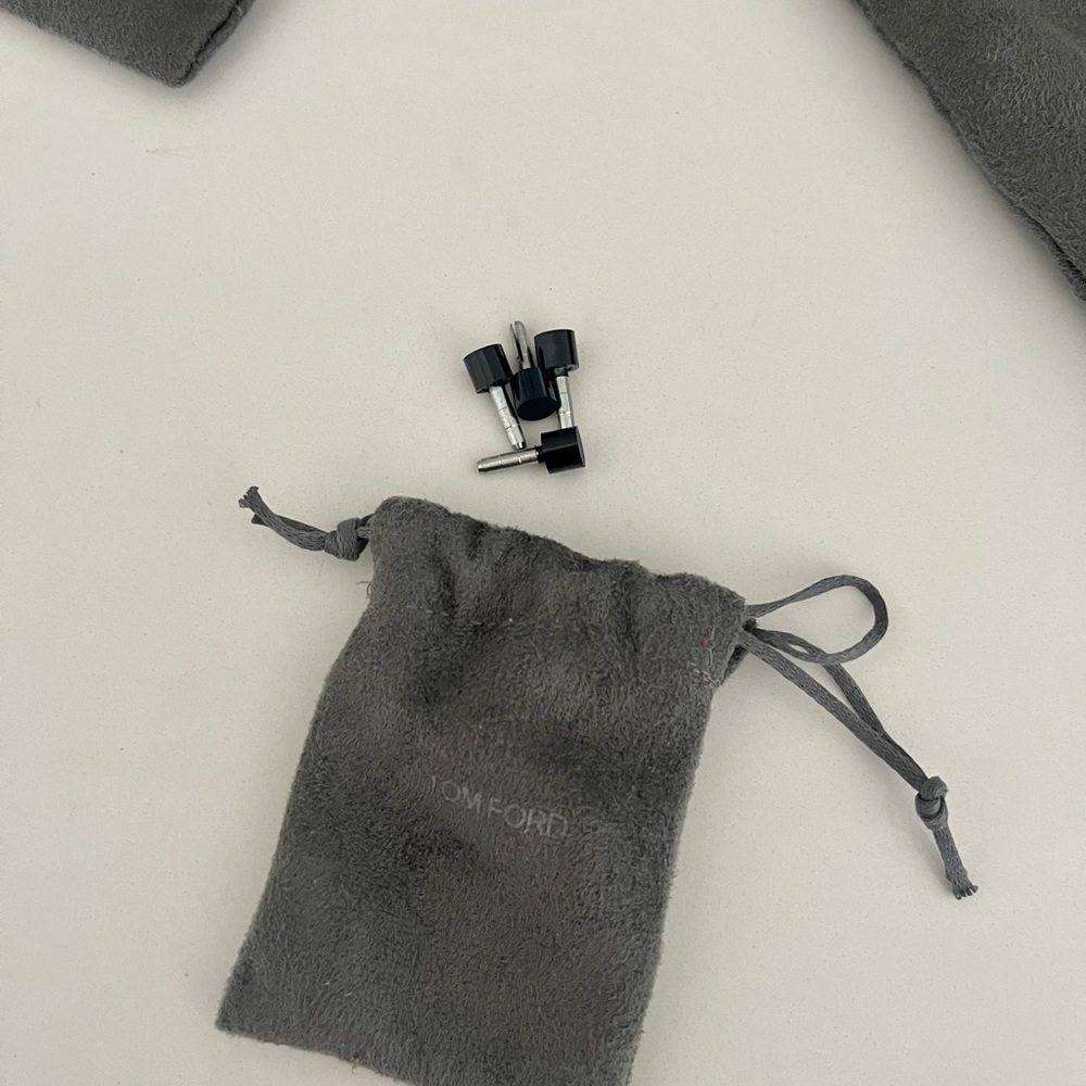 Authentic Tom Ford Shiny Leather Padlock Pointy Sandal (Perry Pink) - Picture 13 of 13